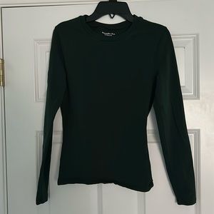 SOLD Abercrombie long sleeve tuckable tee
